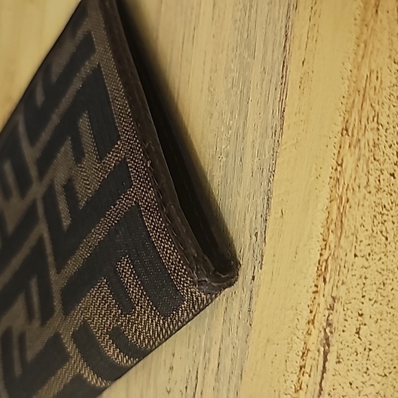 Fendi Bifold Long Zucca Wallet With Dust Bag Included. - Picture 9 of 11